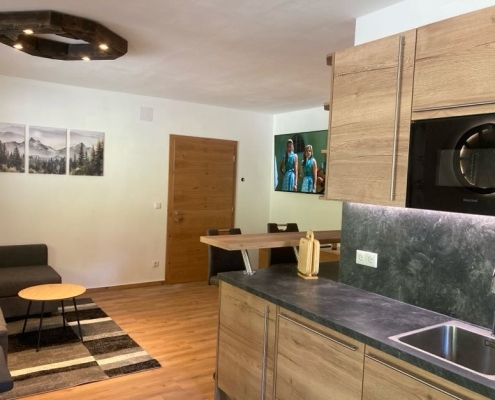 Küchenzeile_Wohnung_Hofblick